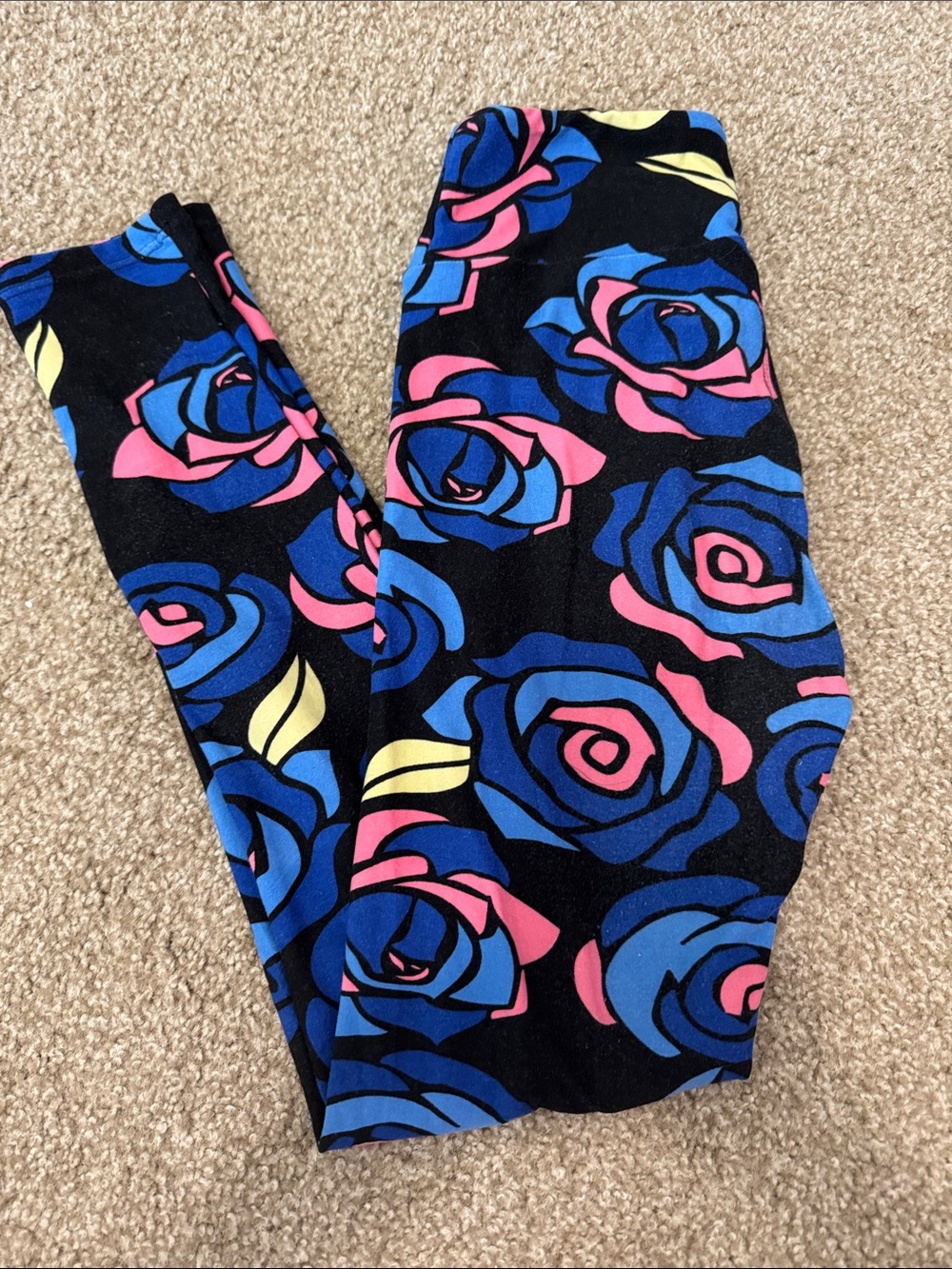 EEUC Lularoe Leggings, size OS.